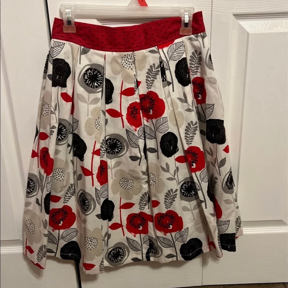 Custom made pleated skirt . Small/medium